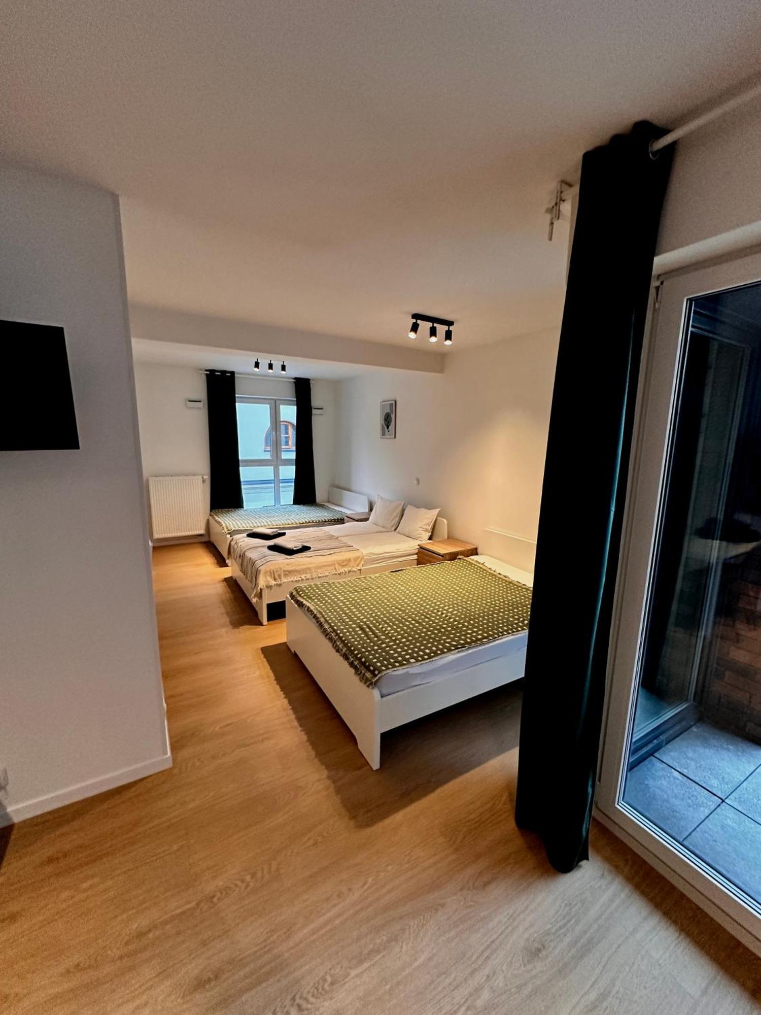 Lineburg Villa Apartments Warsaw Exterior photo
